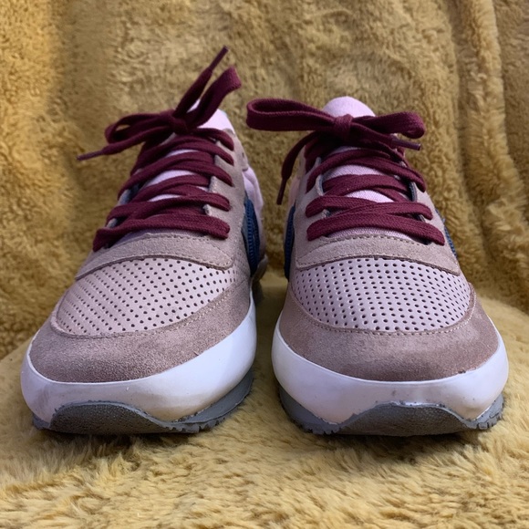 Miz Mooz ARO Jane Sneaker Size 38 US 7 - Picture 3 of 10